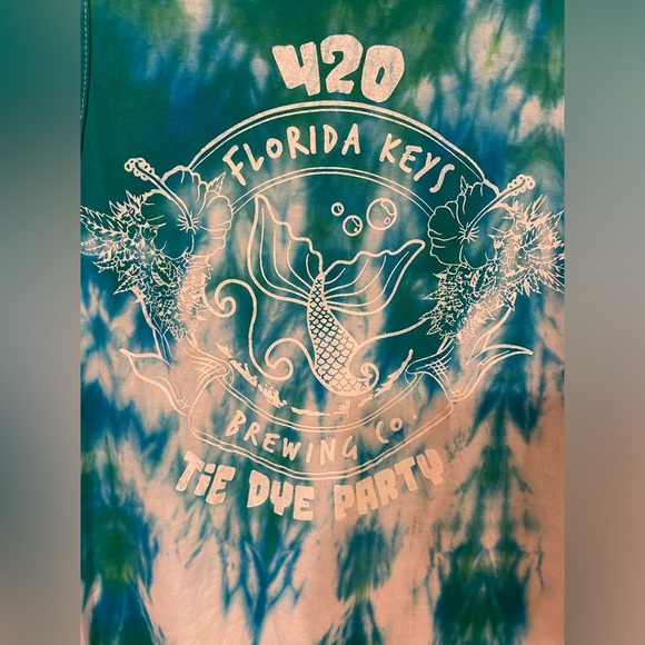 Cute tie dye tank top from Islamorada. Large - Picture 5 of 10